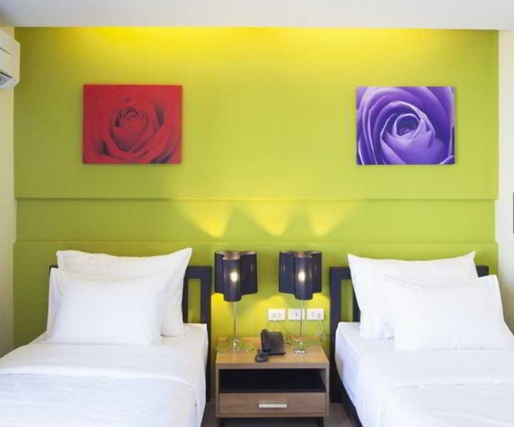 Room thumbnail 11