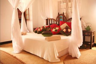 Room thumbnail 4