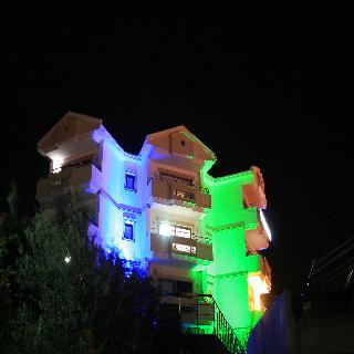 Beyaz Konak Evleri