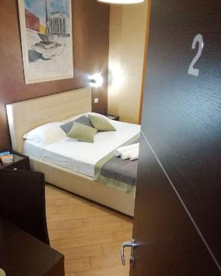 Inn Spagna Deluxe, Rome