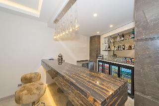 Bisetun Hotel