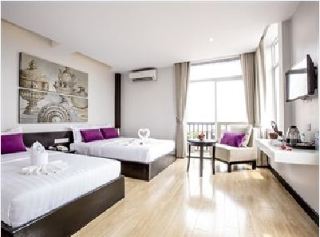 Room thumbnail 9