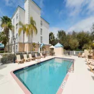 Baymont by Wyndham Fort Myers Airport