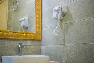 Stefania Studios