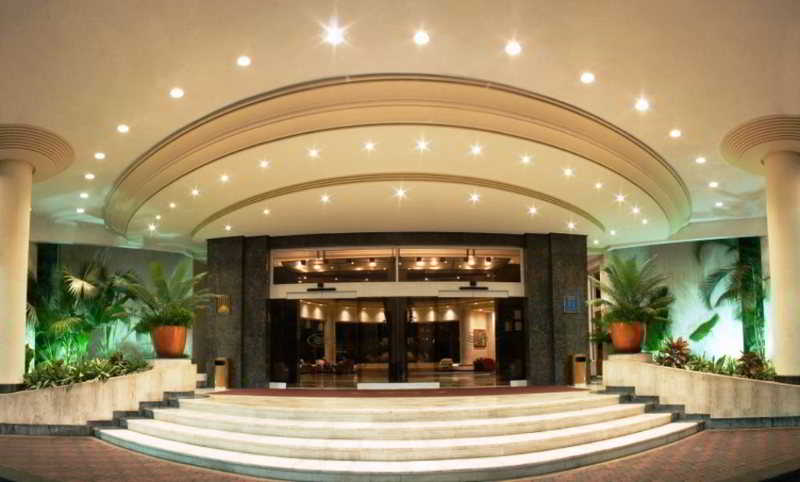Crowne Plaza Maruma Hotel & Casino