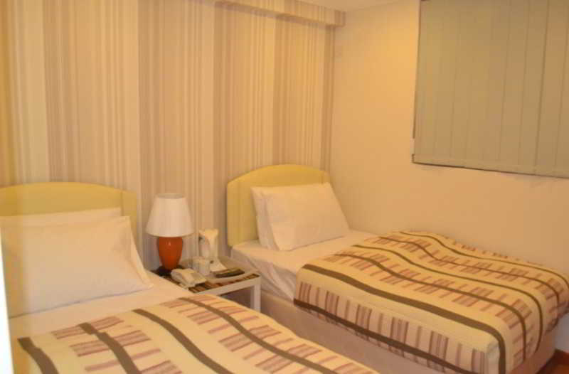 Room
 di Golden Suites Hotel