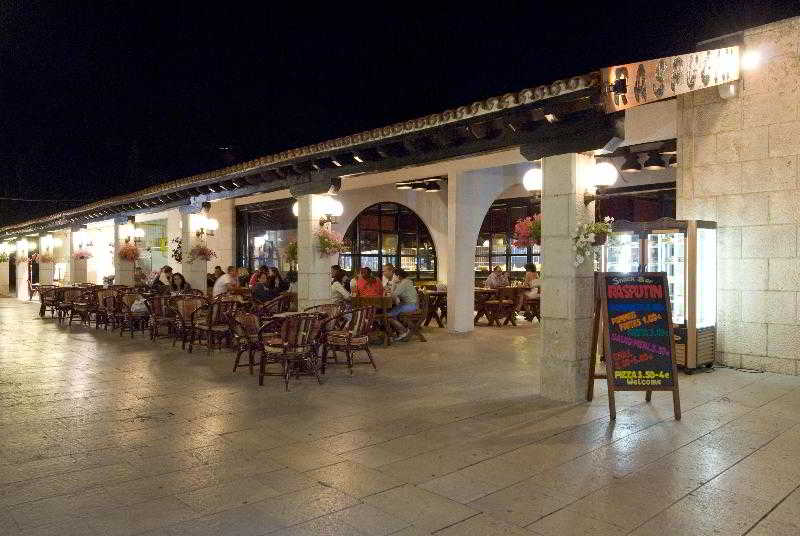 Terrace
 di Slovenska Plaza