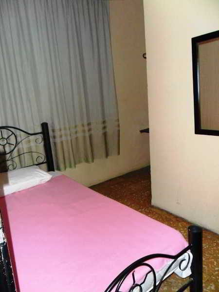 Room
 di Agatha Boutique