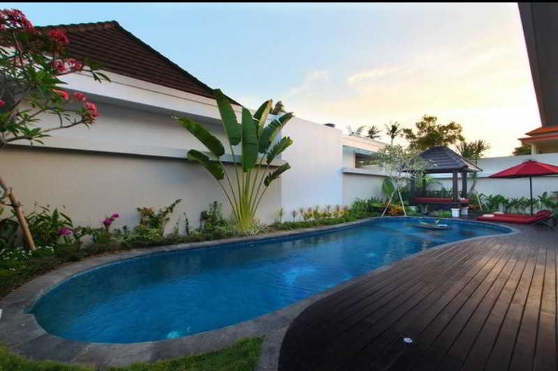 Pool thumbnail 11
