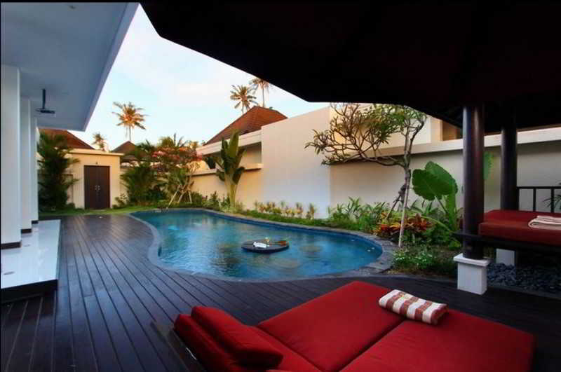 Pool thumbnail 12