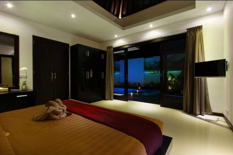Room thumbnail 1