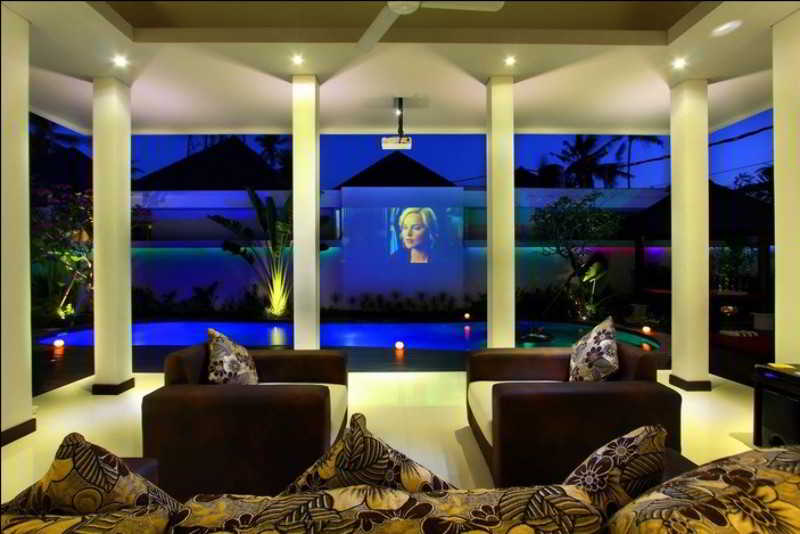 Room thumbnail 7