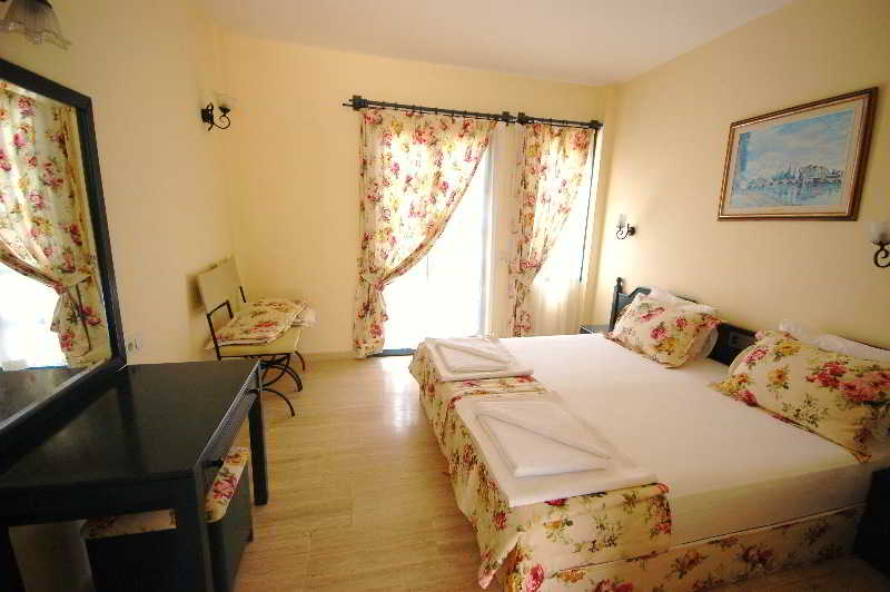 Room thumbnail 1