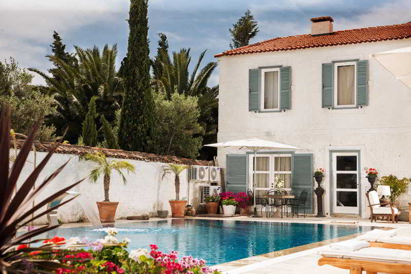 BeyEvi Hotel