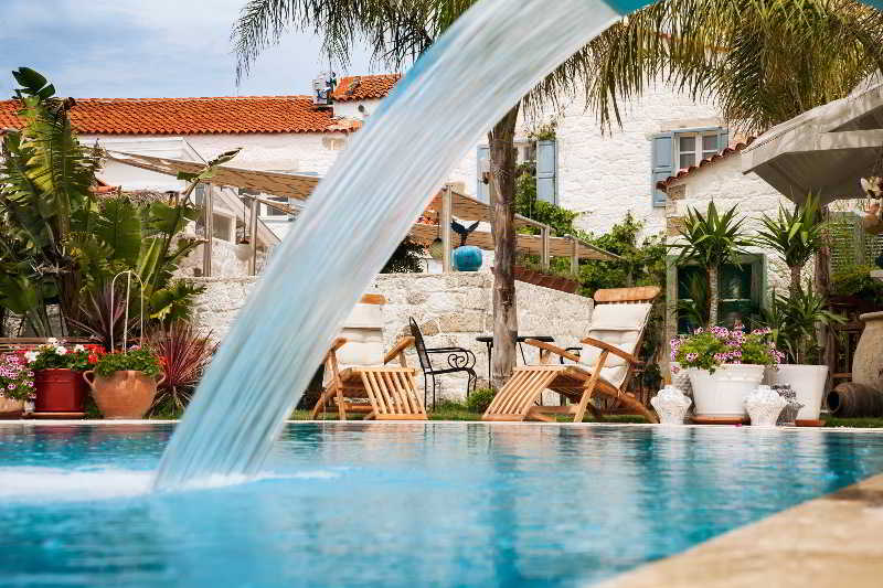 BeyEvi Hotel