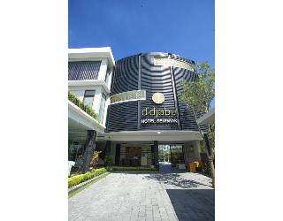 巴厘达加布酒店 Djabu Bali Hotel