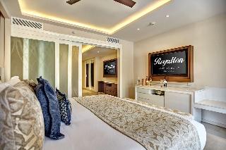 Room Room