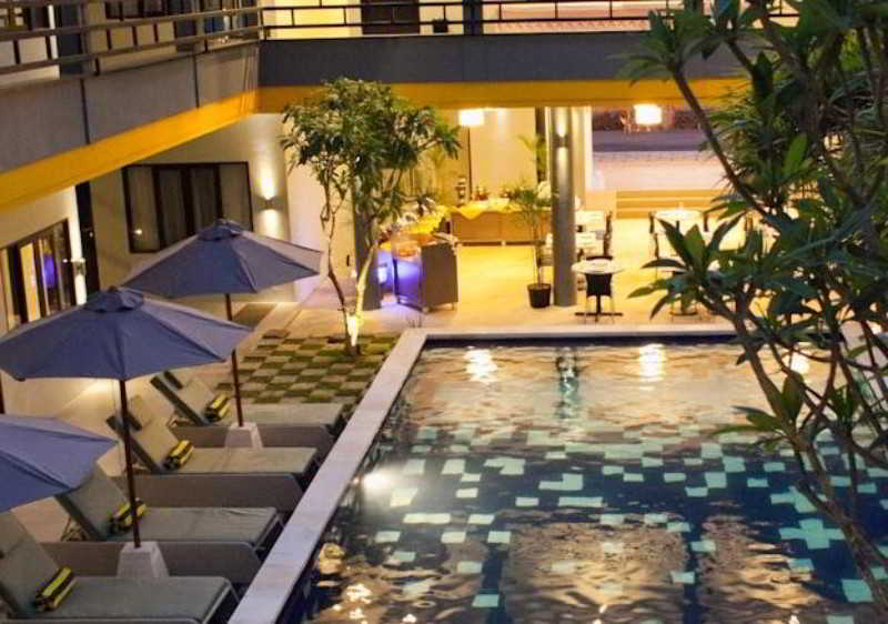 Pool thumbnail 4