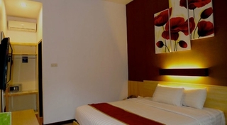 Room thumbnail 2