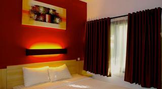 Room thumbnail 7