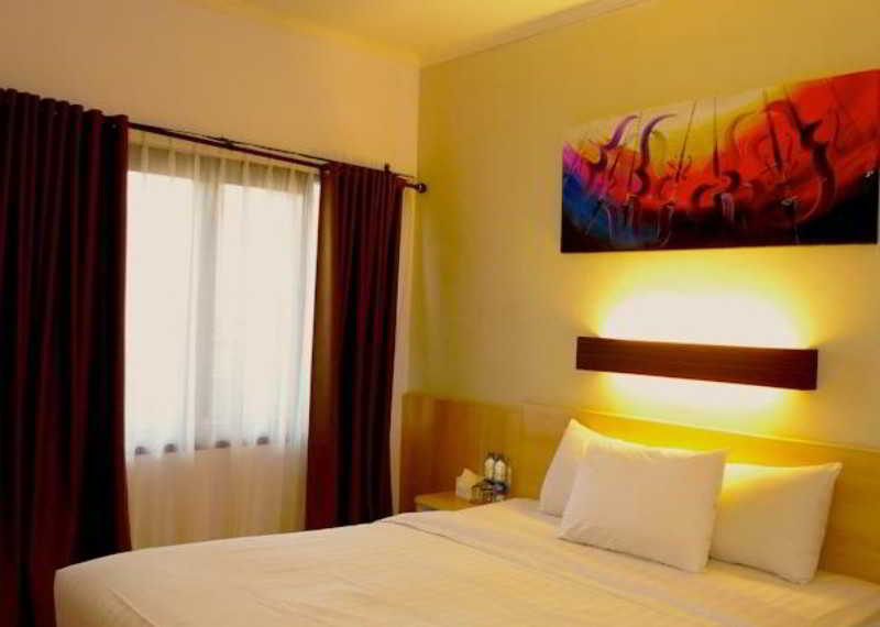 Room thumbnail 14