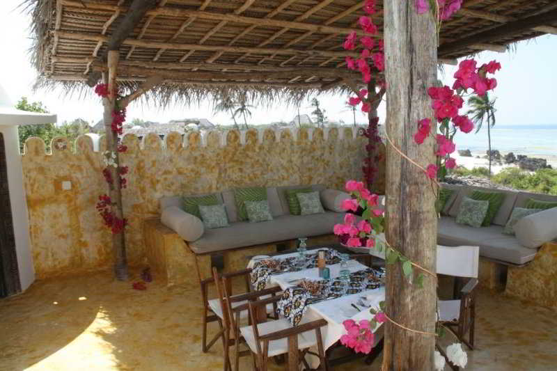 Terrace thumbnail 22
