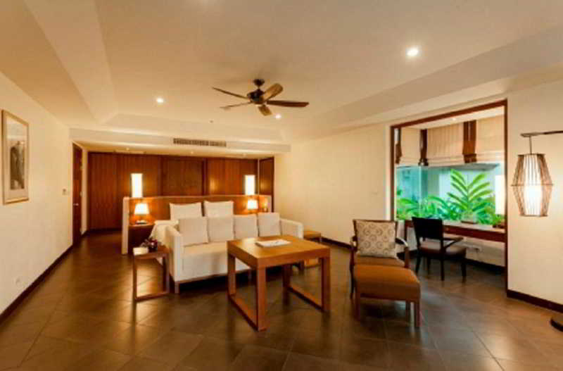Room thumbnail 7