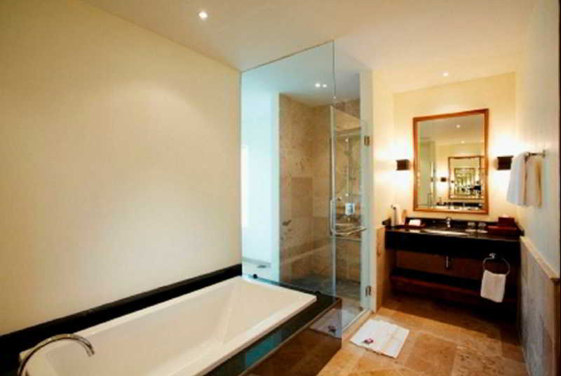 Room thumbnail 10