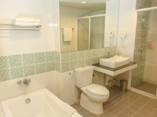General view thumbnail 9