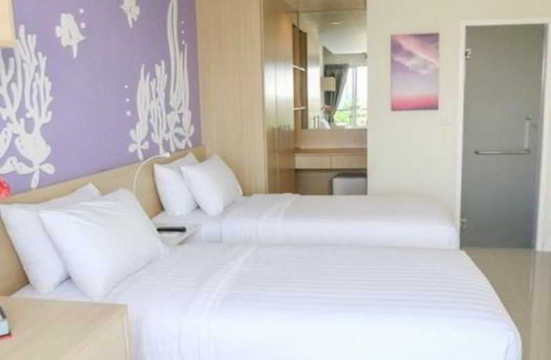 Room thumbnail 12