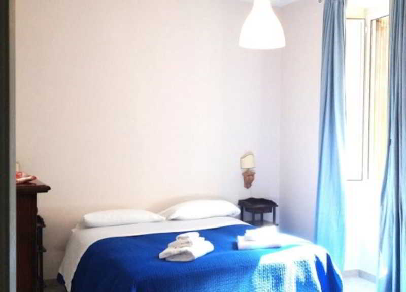 Gennyrooms Piazza Di Spagna, Rome