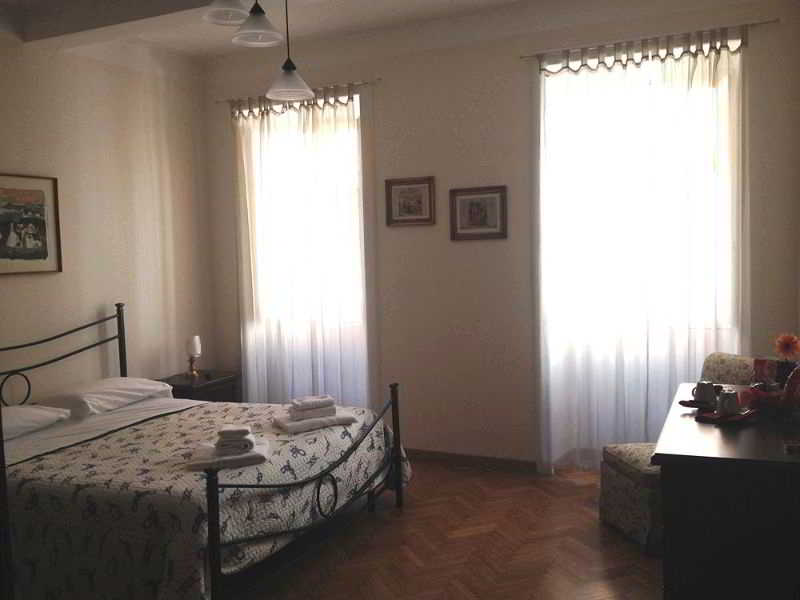 Gennyrooms Piazza Di Spagna, Rome