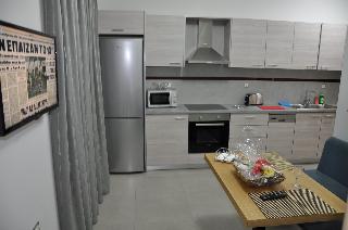 Daniel Luxury Apt