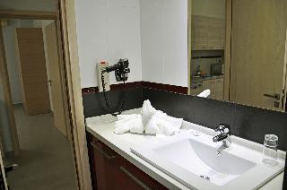 Daniel Luxury Apt