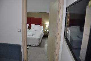 Daniel Luxury Apt