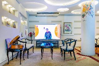 Kaya Hotel