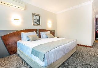 Kaya Hotel