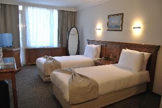 Kaya Hotel