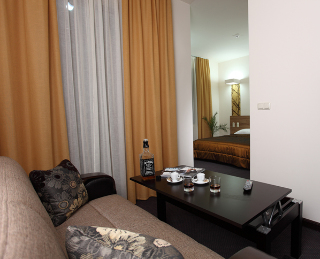 Room thumbnail 1