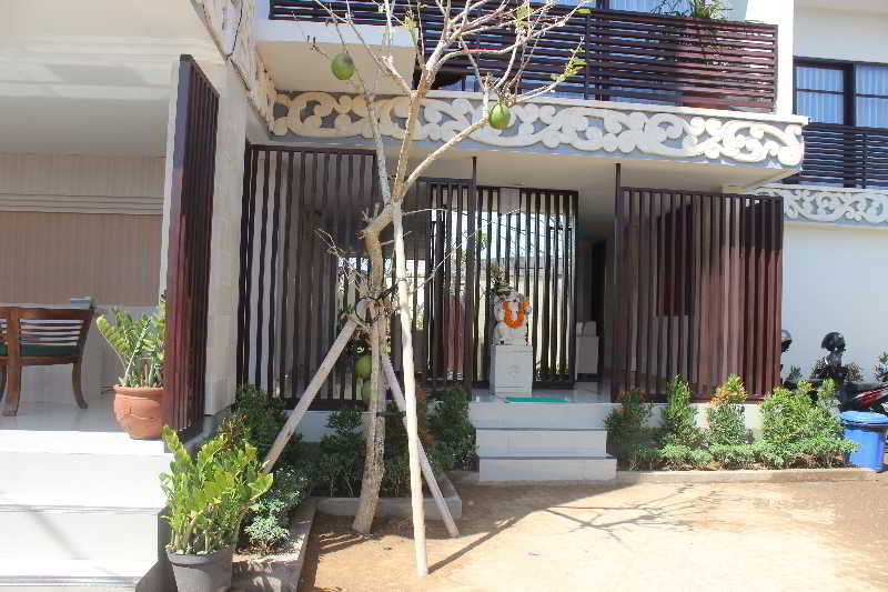 General view thumbnail 3