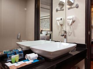 Room thumbnail 28