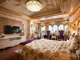 Room thumbnail 50