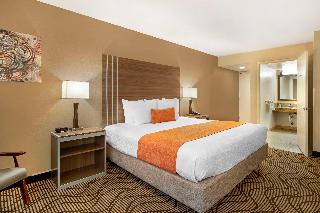 1 KING BED,NSMK,HISPD,MICRFG,COFMKR,IRON,WALKSH,CONTINENTAL BREAKFAST
