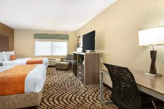 2 KING BEDS,NSMK,HI SPEED NET,MICFRG,CFMKR,IRN,HAIR,CONTINENTAL BREAKFAST