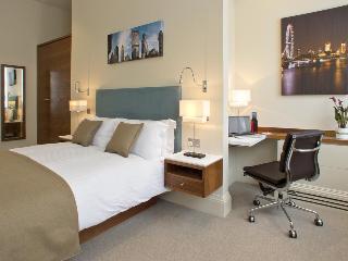 Suffolk Lane by BridgeStreet, Londyn