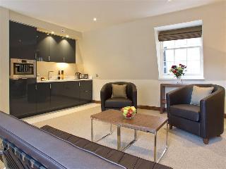 Suffolk Lane by BridgeStreet, Londyn