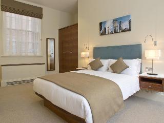 Suffolk Lane by BridgeStreet, Londyn