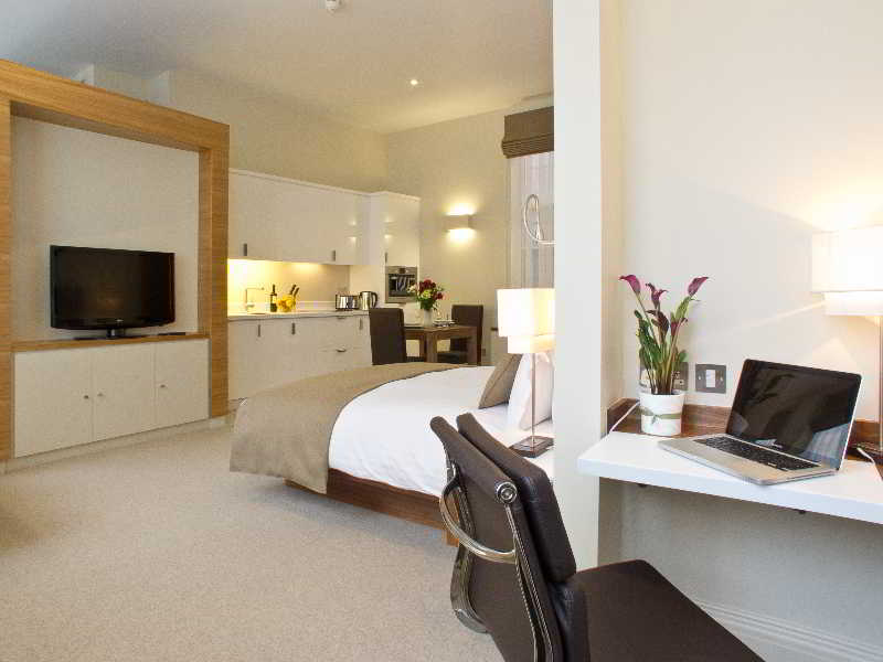 Suffolk Lane by BridgeStreet, Londyn