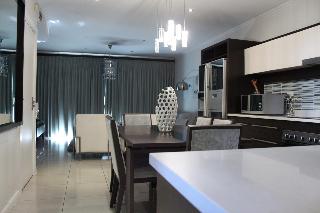 Urban Hip Hotels - The Nicol Hotels &amp; Apartments
