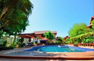 Pool thumbnail 4
